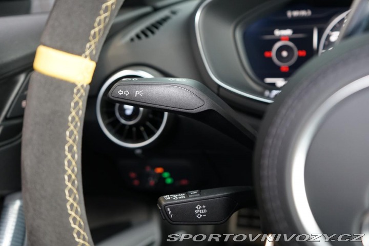 Audi TT RS Iconic Edition 014/100 2023