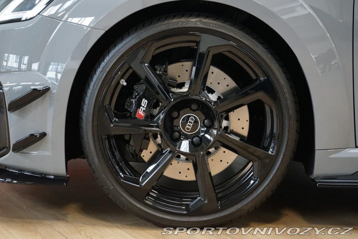 Audi TT RS Iconic Edition 014/100 2023