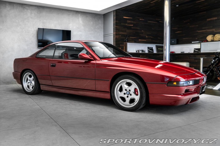 BMW 8 CSI 1800