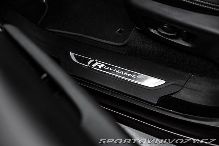 Ostatní značky Ostatní modely Land Rover Range Rover Velar R-Dynamic Auric Edition 3 2022