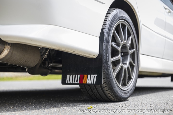 Mitsubishi Lancer EVO Lancer Evolution VIII MR 2003