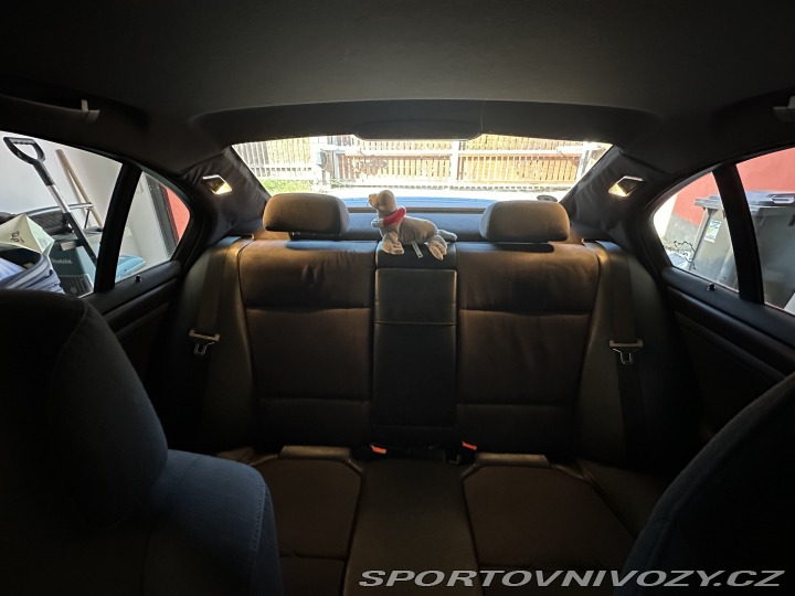 BMW 3 330i 2001