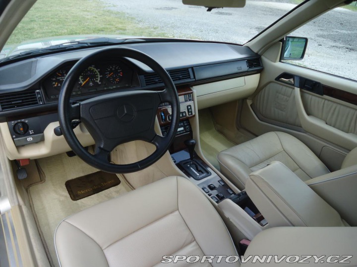 Mercedes-Benz Ostatní modely 124 E 320 Cabrio, automat, kl 1995