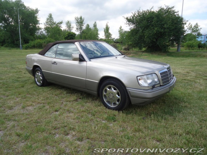 Mercedes-Benz Ostatní modely 124 E 320 Cabrio, automat, kl 1995