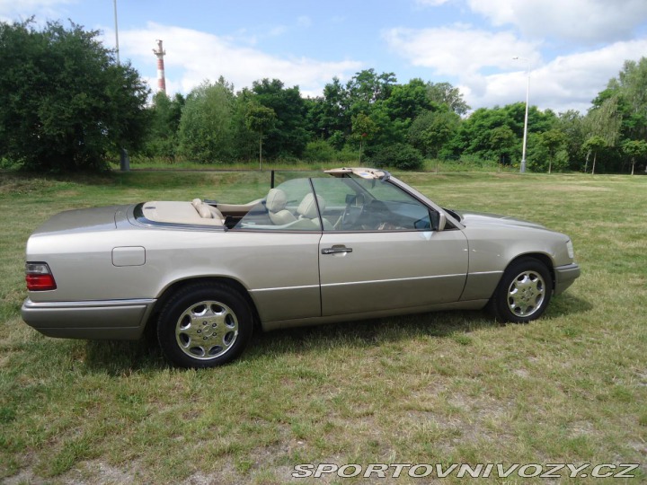 Mercedes-Benz Ostatní modely 124 E 320 Cabrio, automat, kl 1995