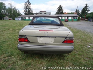 Mercedes-Benz Ostatní modely 124 E 320 Cabrio, automat, kl 1995