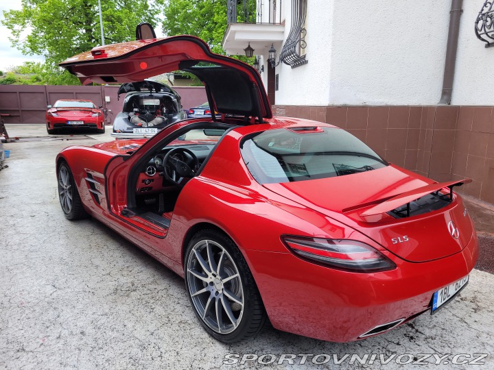 Mercedes-Benz SLS AMG 2011