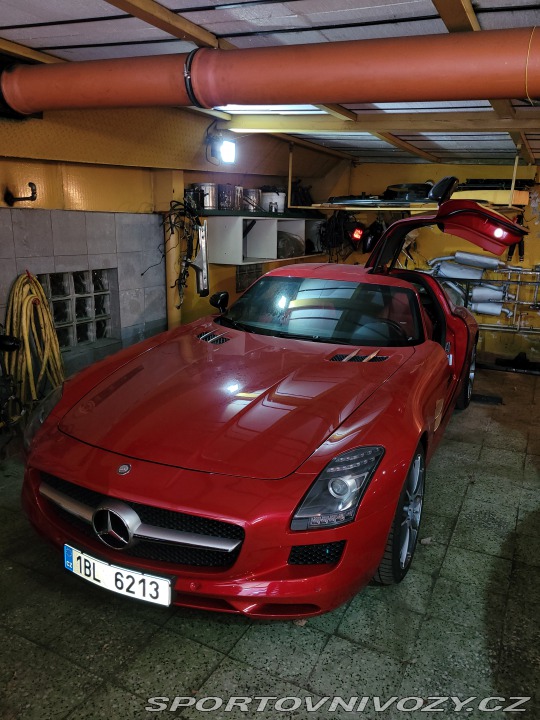 Mercedes-Benz SLS AMG 2011