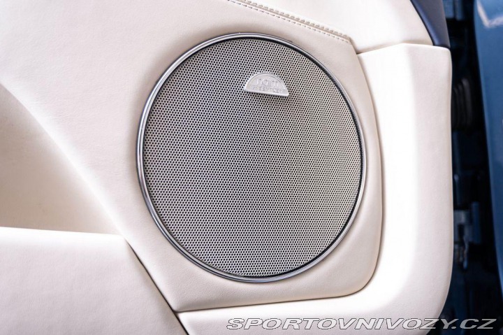 Bentley Flying Spur W12/Naim/2x TV/4místní/Ve 2015