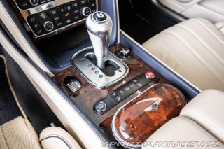 Bentley Flying Spur W12/Naim/2x TV/4místní/Ve 2015