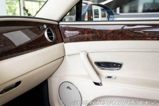Bentley Flying Spur W12/Naim/2x TV/4místní/Ve 2015