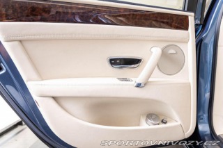 Bentley Flying Spur W12/Naim/2x TV/4místní/Ve 2015