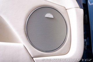 Bentley Flying Spur W12/Naim/2x TV/4místní/Ve 2015