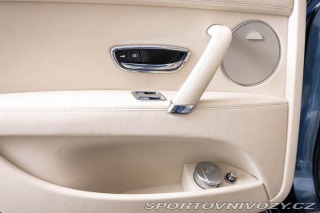 Bentley Flying Spur W12/Naim/2x TV/4místní/Ve 2015