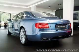 Bentley Flying Spur W12/Naim/2x TV/4místní/Ve 2015
