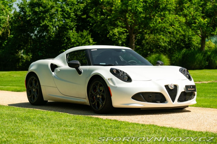 Alfa Romeo 4C LAUNCH EDITION 2014