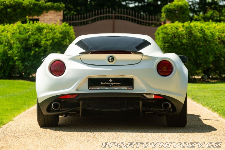 Alfa Romeo 4C LAUNCH EDITION 2014
