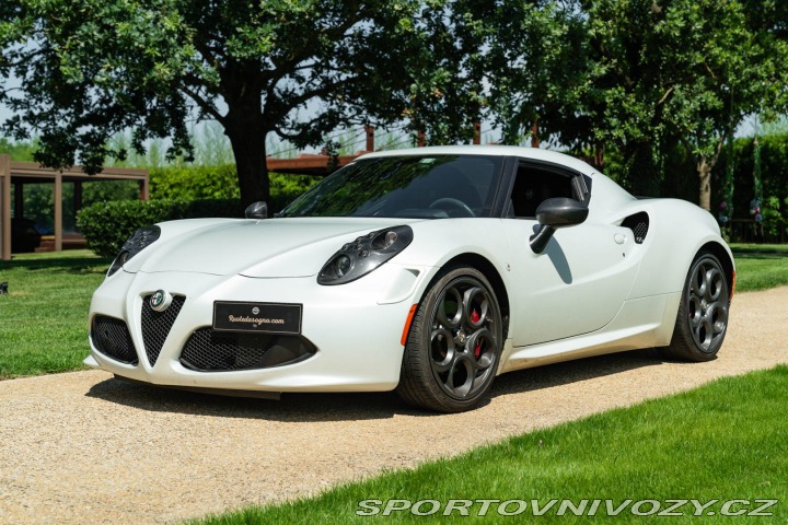 Alfa Romeo 4C LAUNCH EDITION 2014