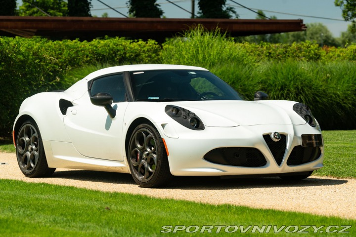 Alfa Romeo 4C LAUNCH EDITION 2014
