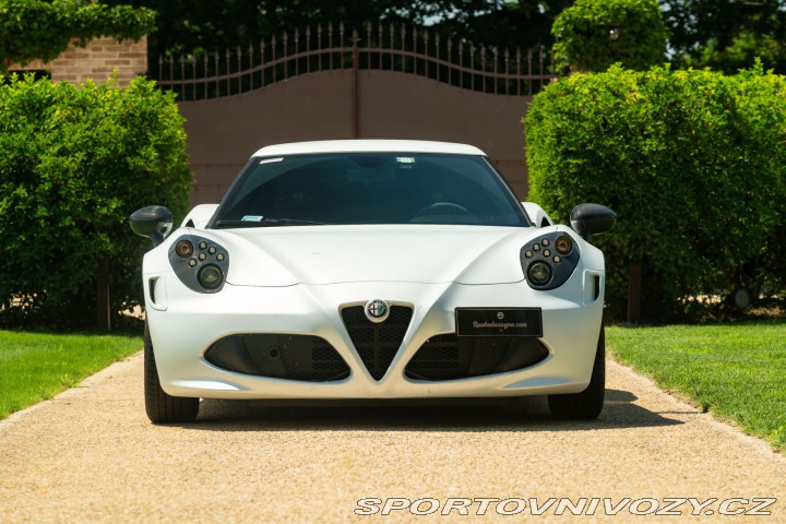 Alfa Romeo 4C LAUNCH EDITION 2014