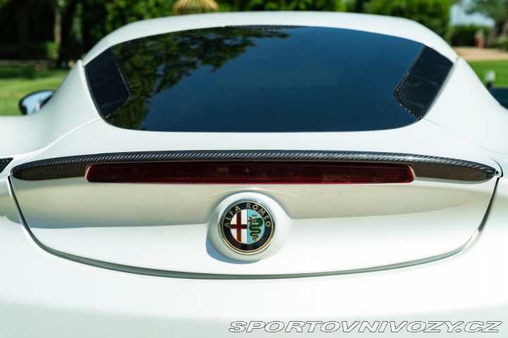Alfa Romeo 4C LAUNCH EDITION 2014