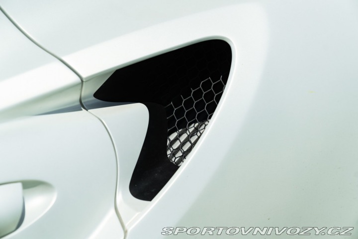 Alfa Romeo 4C LAUNCH EDITION 2014