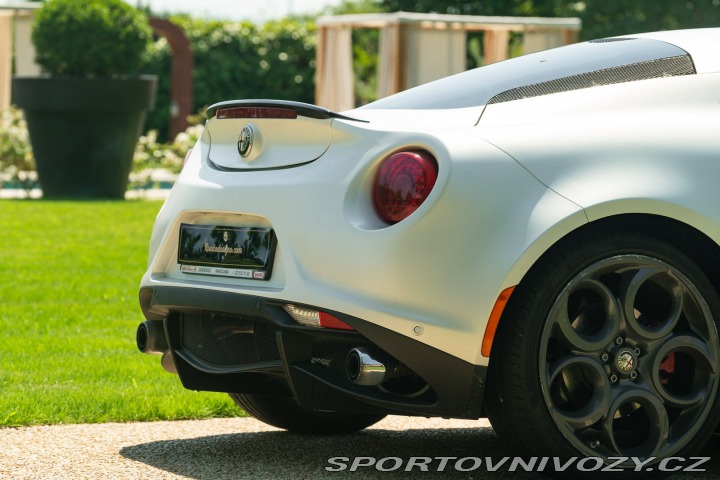 Alfa Romeo 4C LAUNCH EDITION 2014