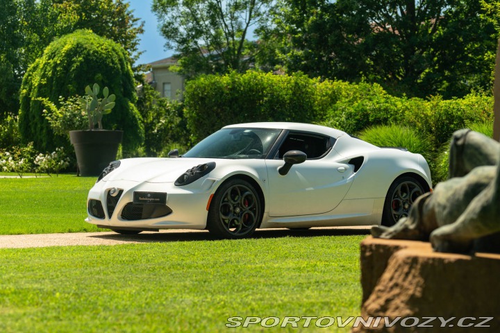 Alfa Romeo 4C LAUNCH EDITION 2014