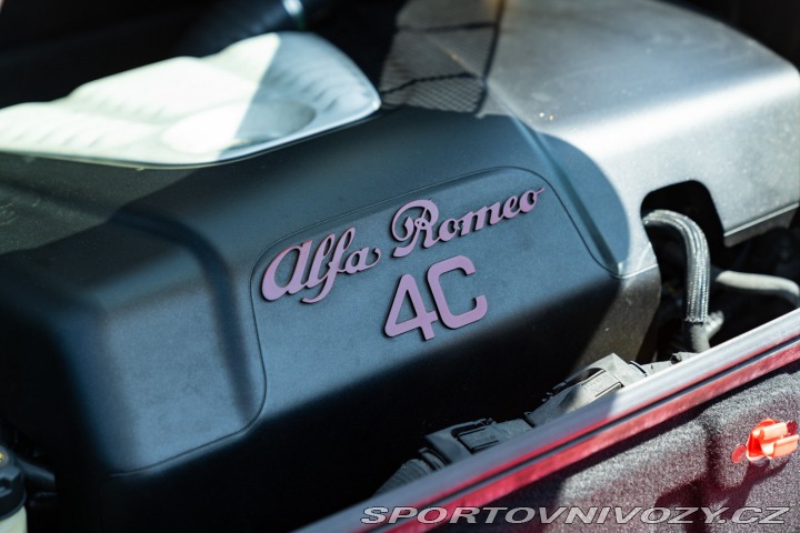 Alfa Romeo 4C LAUNCH EDITION 2014