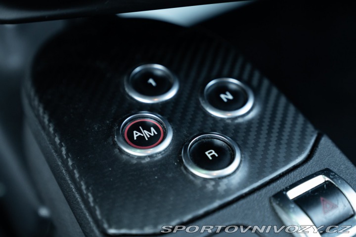 Alfa Romeo 4C LAUNCH EDITION 2014