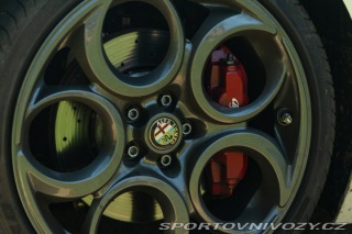Alfa Romeo 4C LAUNCH EDITION 2014