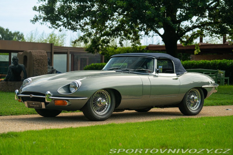 Jaguar E-Type 4.2 SPIDER