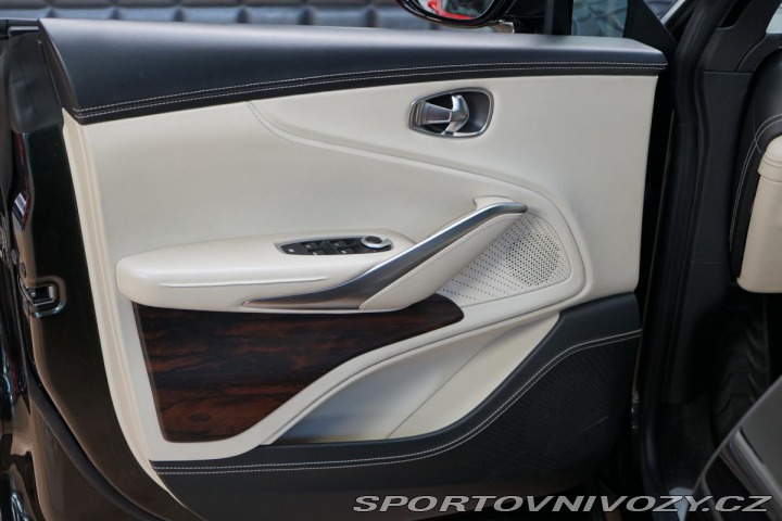 Aston Martin DBX DBX 405kW Pano BlackPack 2020
