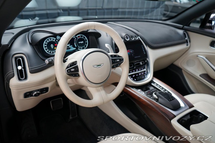 Aston Martin DBX DBX 405kW Pano BlackPack 2020