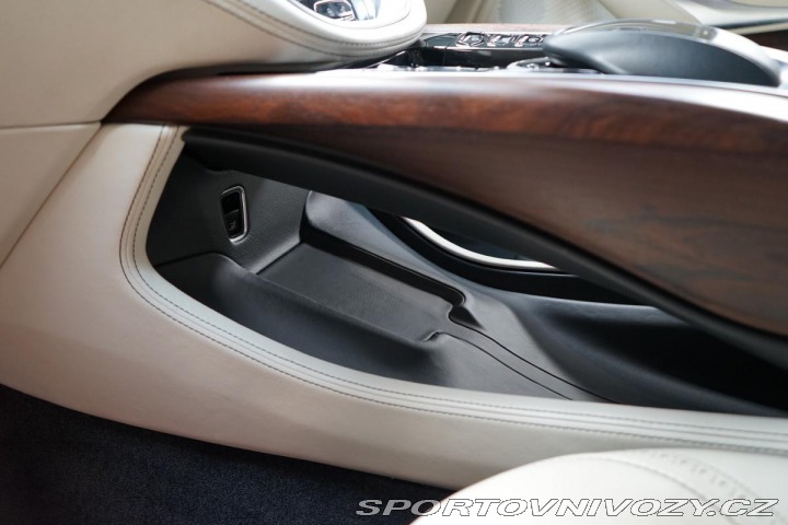 Aston Martin DBX DBX 405kW Pano BlackPack 2020