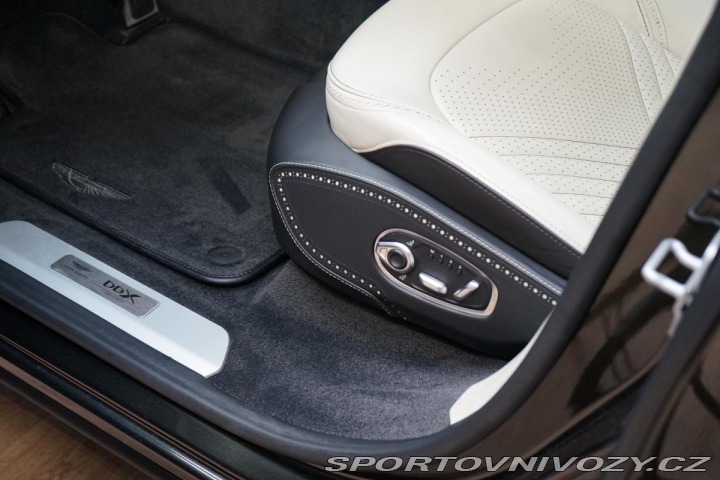 Aston Martin DBX DBX 405kW Pano BlackPack 2020