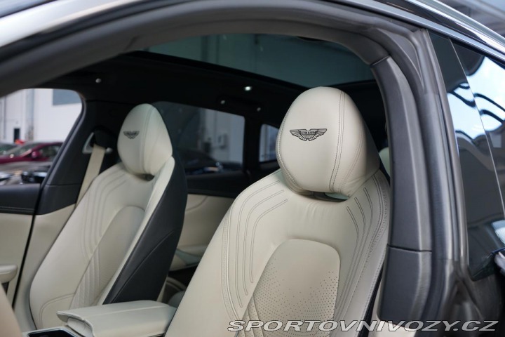 Aston Martin DBX DBX 405kW Pano BlackPack 2020