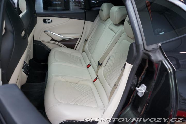 Aston Martin DBX DBX 405kW Pano BlackPack 2020