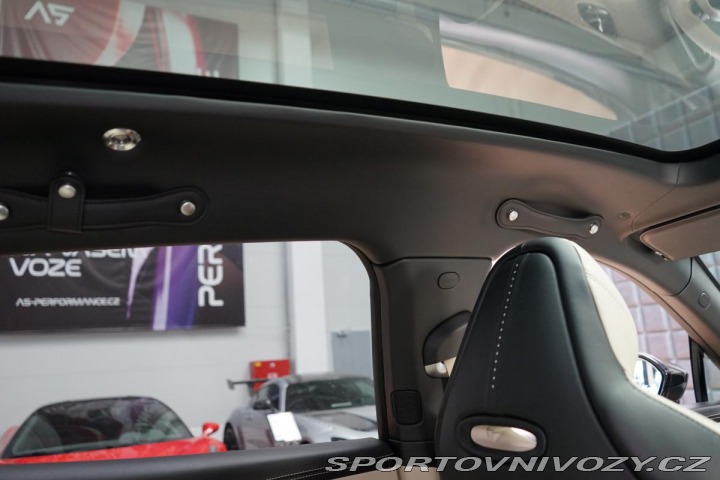 Aston Martin DBX DBX 405kW Pano BlackPack 2020