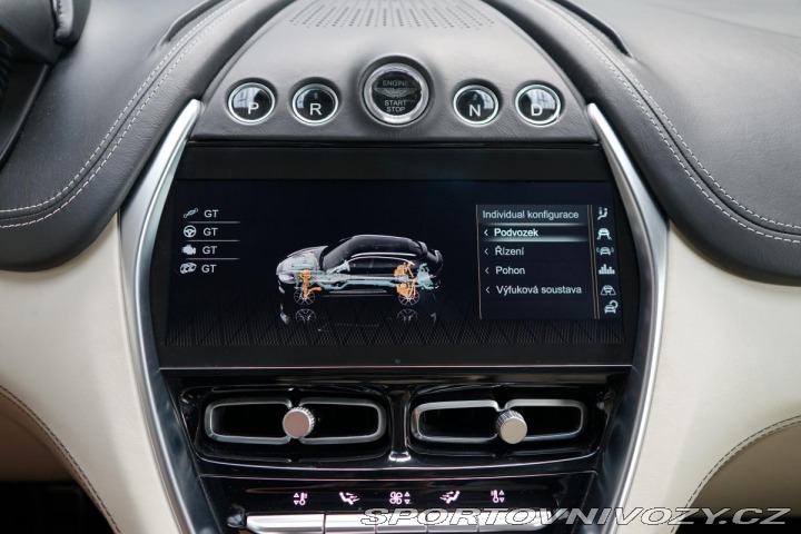 Aston Martin DBX DBX 405kW Pano BlackPack 2020