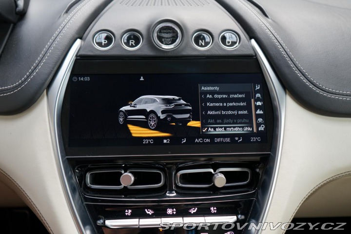 Aston Martin DBX DBX 405kW Pano BlackPack 2020