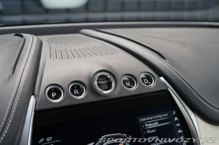 Aston Martin DBX DBX 405kW Pano BlackPack 2020