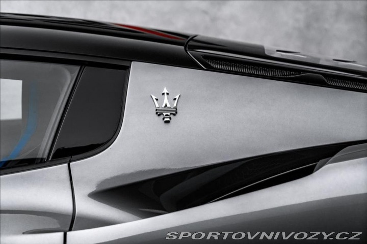 Maserati MC20 2022