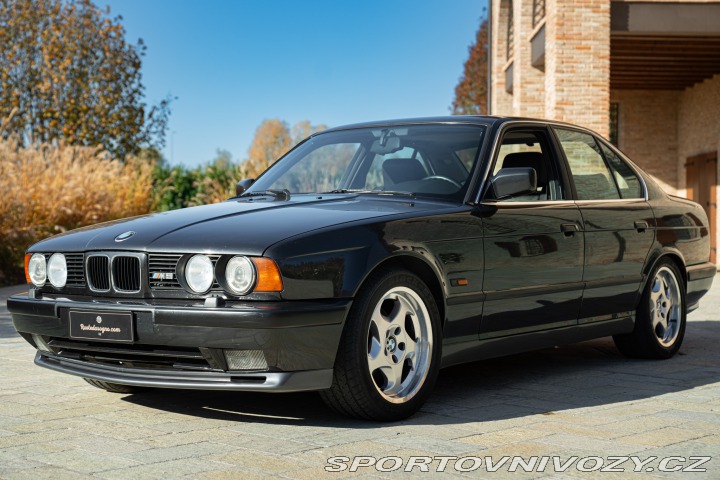 BMW M5 1989