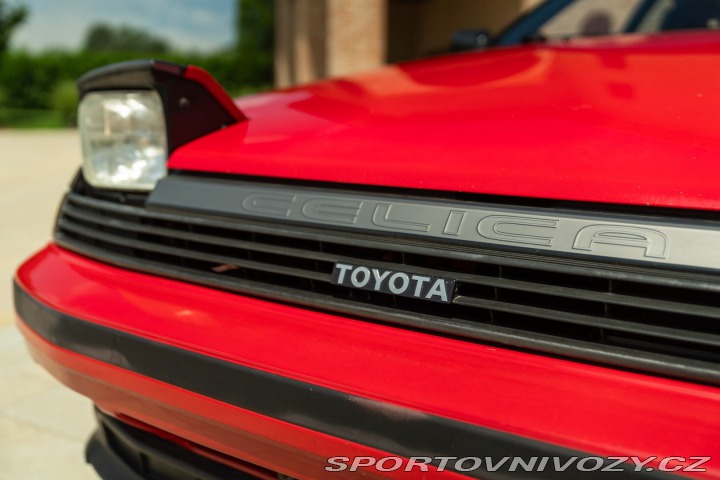 Toyota Celica 1.6 ST LIFTBACK 1989