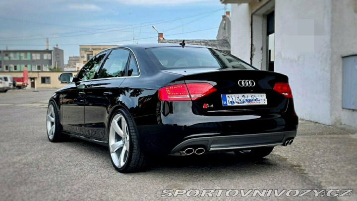 Audi S4 B8 2010