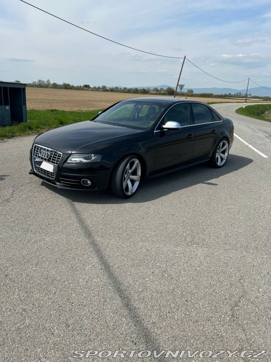 Audi S4 B8 2010