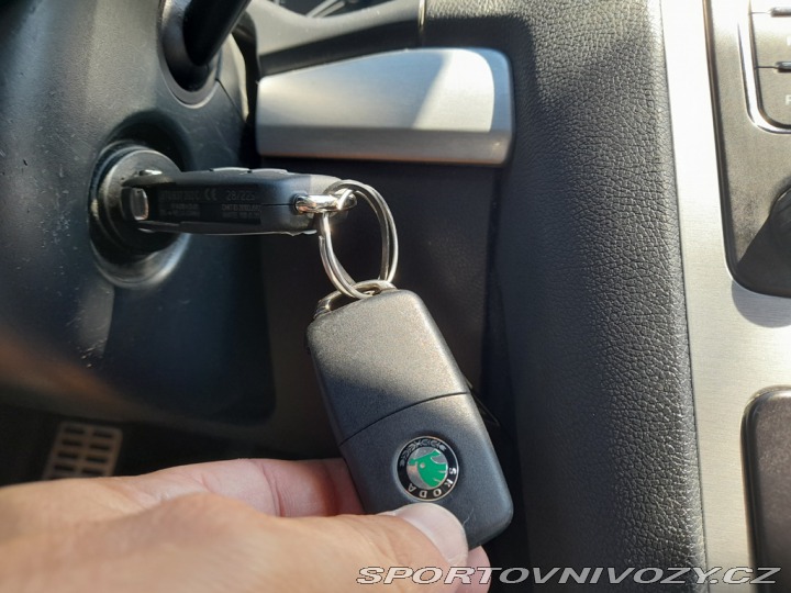 Škoda Octavia RS 2,0 TSI 147 KW SERV.KN 2011