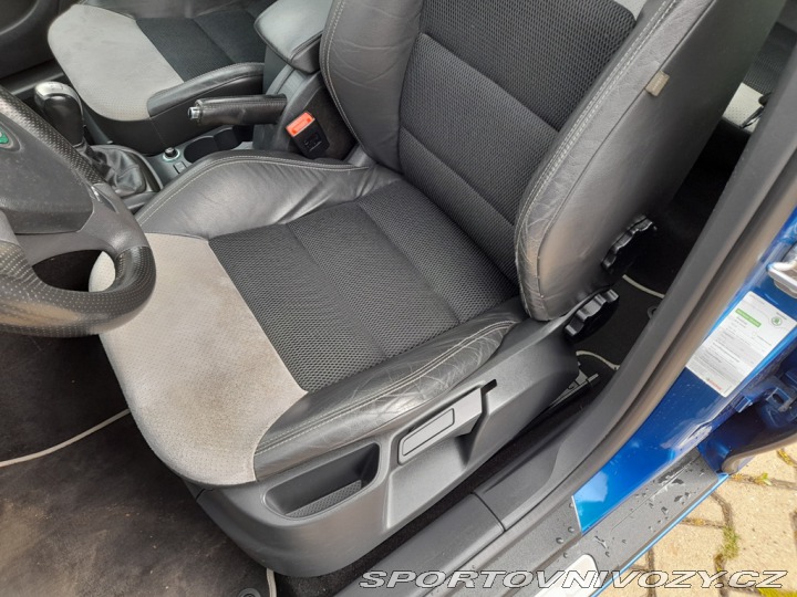 Škoda Octavia RS 2,0 147 KW 1. MAJ. SERV.K 2006