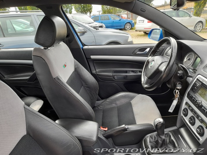 Škoda Octavia RS 2,0 147 KW 1. MAJ. SERV.K 2006